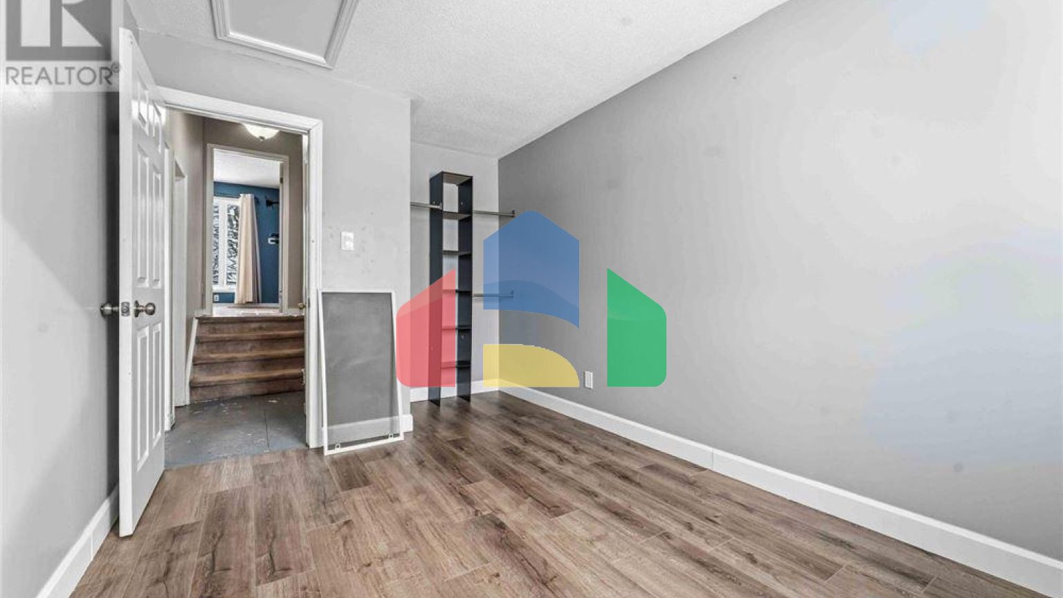 Residential - Single Family Home - Ottawa, Canada - Canada