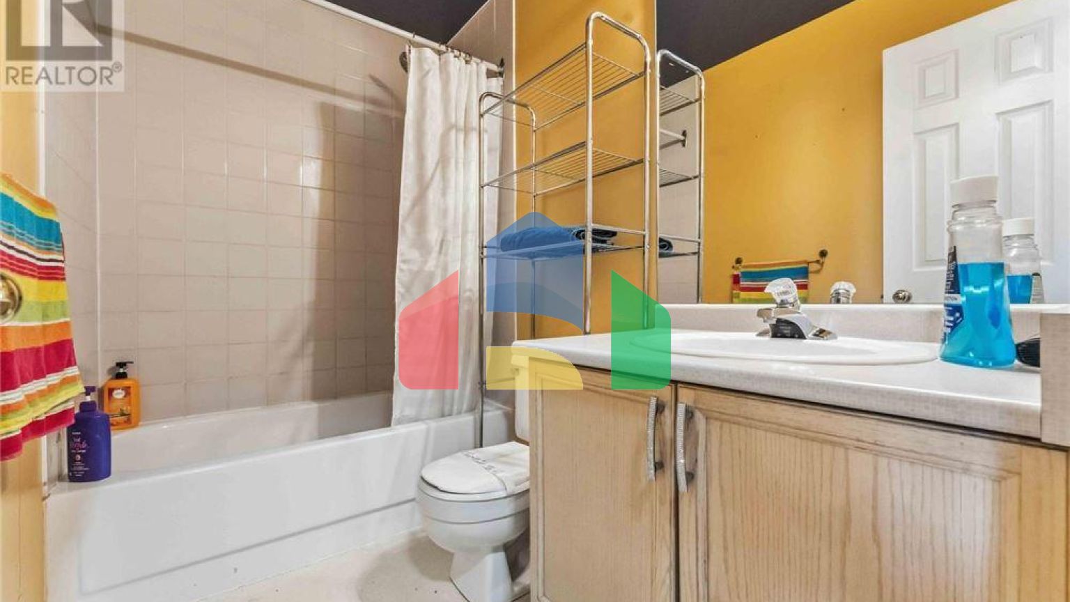 Residential - Single Family Home - Ottawa, Canada - Canada