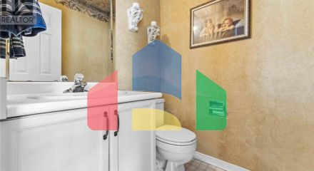 Residential - Single Family Home - Ottawa, Canada - Canada