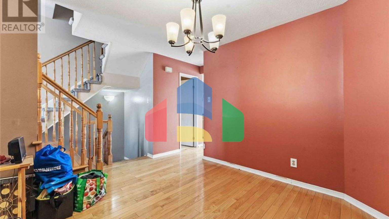 Residential - Single Family Home - Ottawa, Canada - Canada