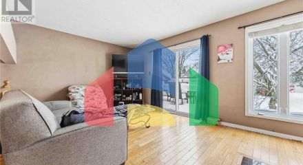 Residential - Single Family Home - Ottawa, Canada - Canada