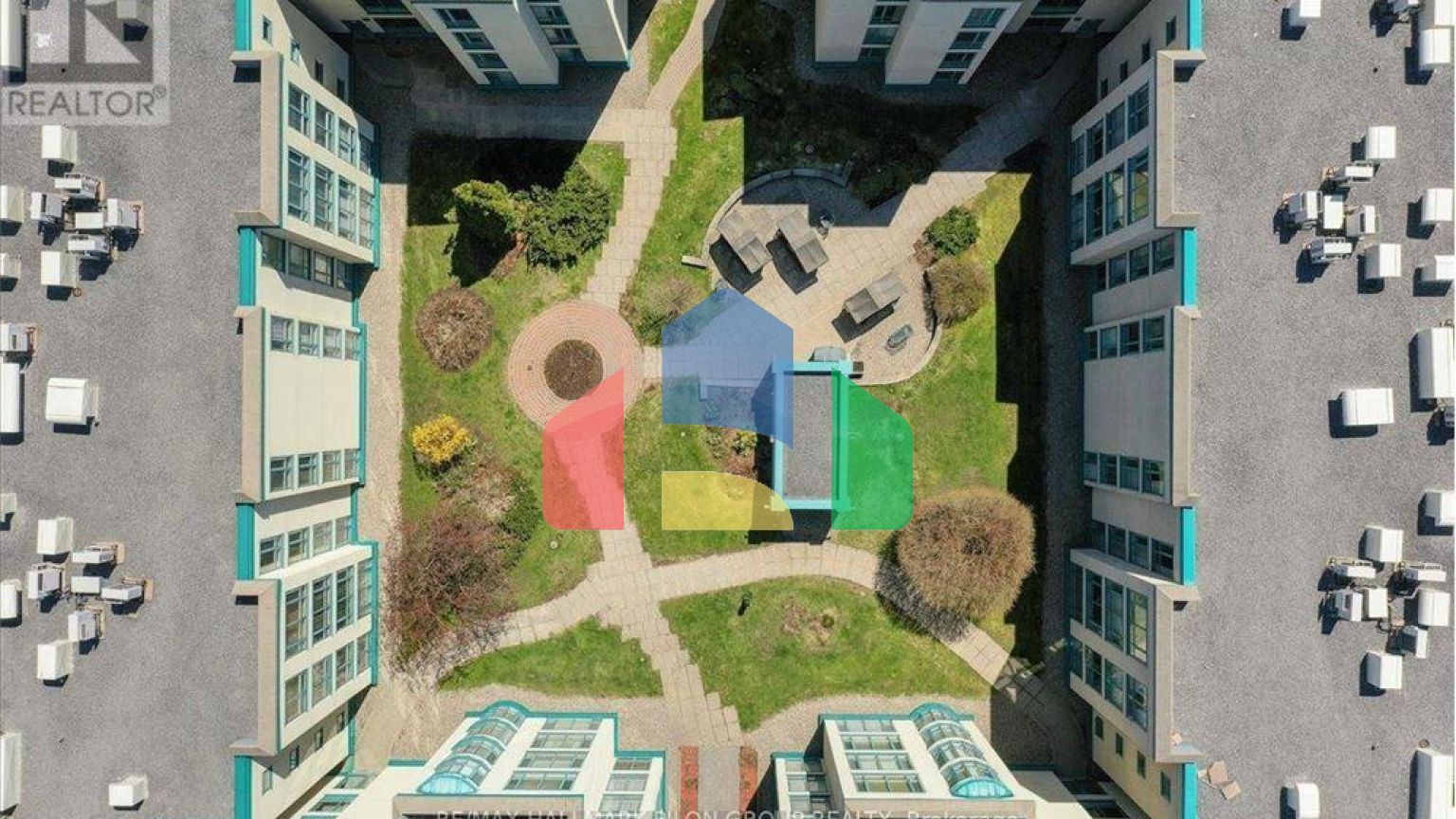 Residential - Single Family Home - Ottawa, Canada - Canada