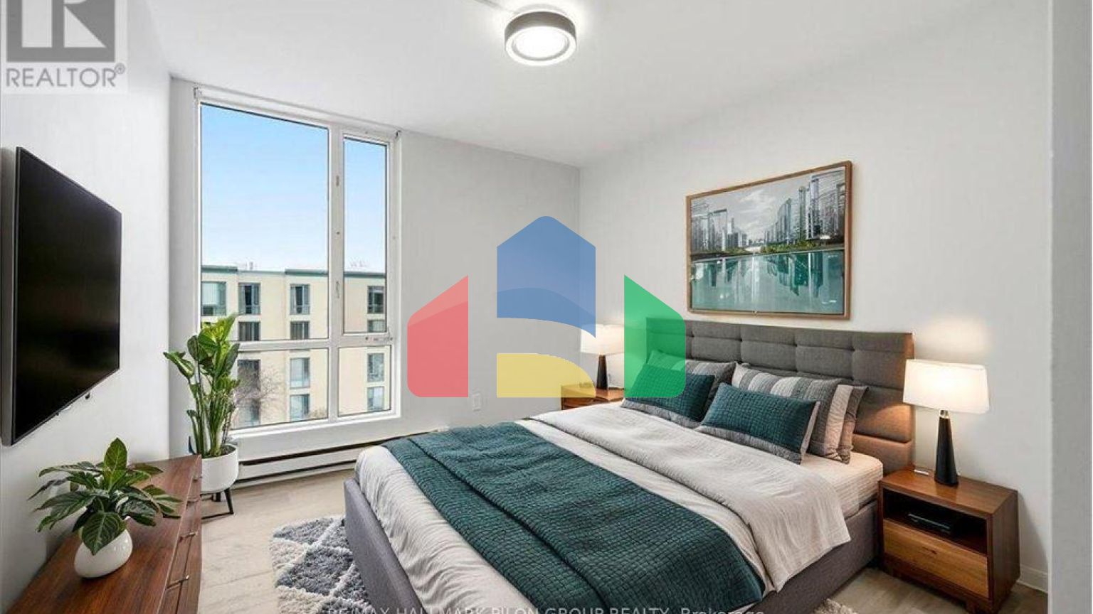 Residential - Single Family Home - Ottawa, Canada - Canada