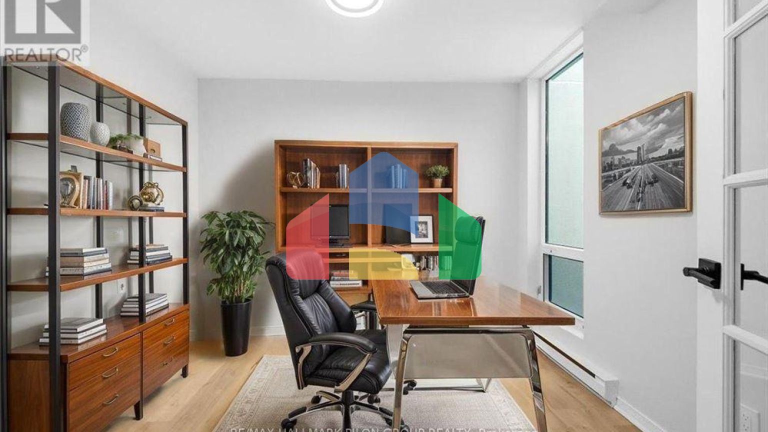 Residential - Single Family Home - Ottawa, Canada - Canada