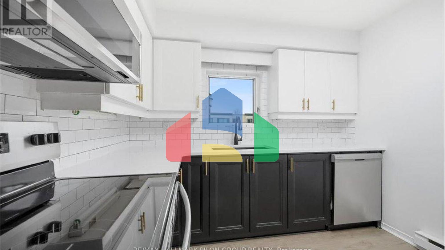 Residential - Single Family Home - Ottawa, Canada - Canada