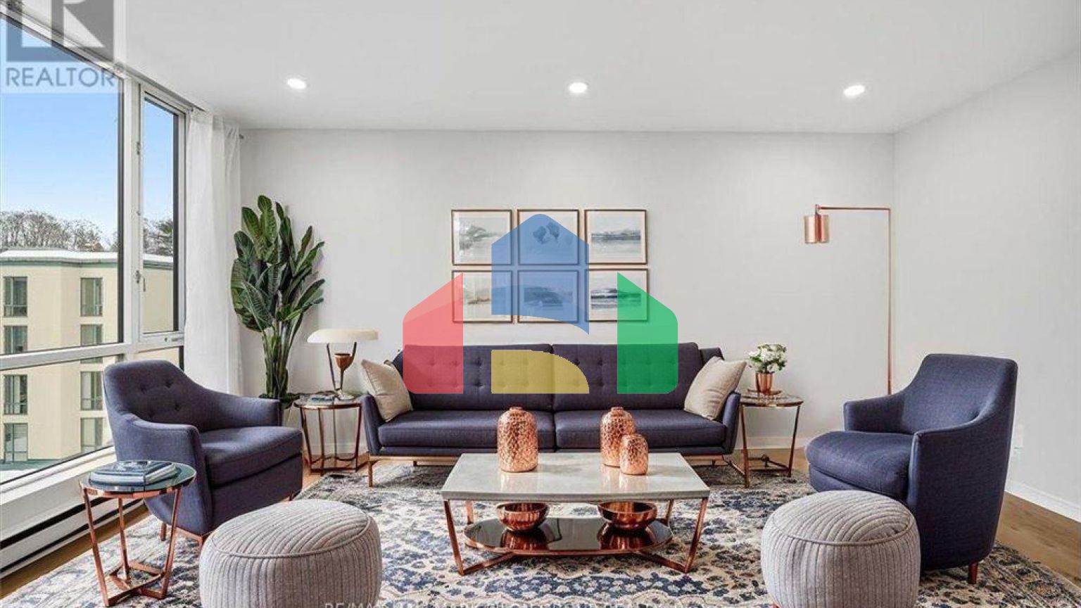 Residential - Single Family Home - Ottawa, Canada - Canada