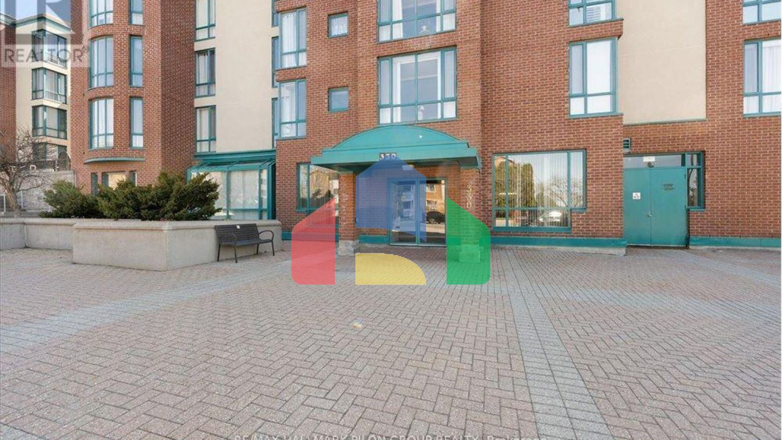 Residential - Single Family Home - Ottawa, Canada - Canada