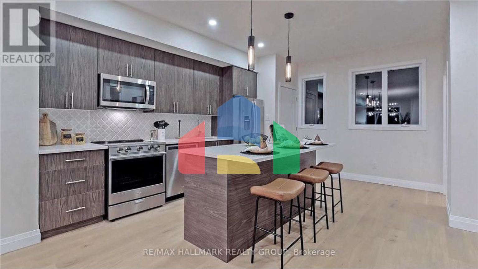 Residential - Single Family Home - Ottawa, Canada - Canada