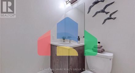 Residential - Single Family Home - Ottawa, Canada - Canada