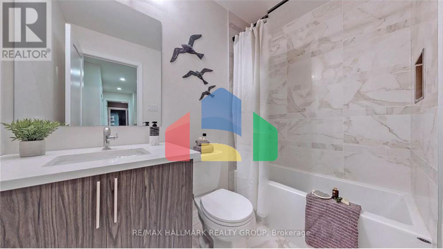 Residential - Single Family Home - Ottawa, Canada - Canada