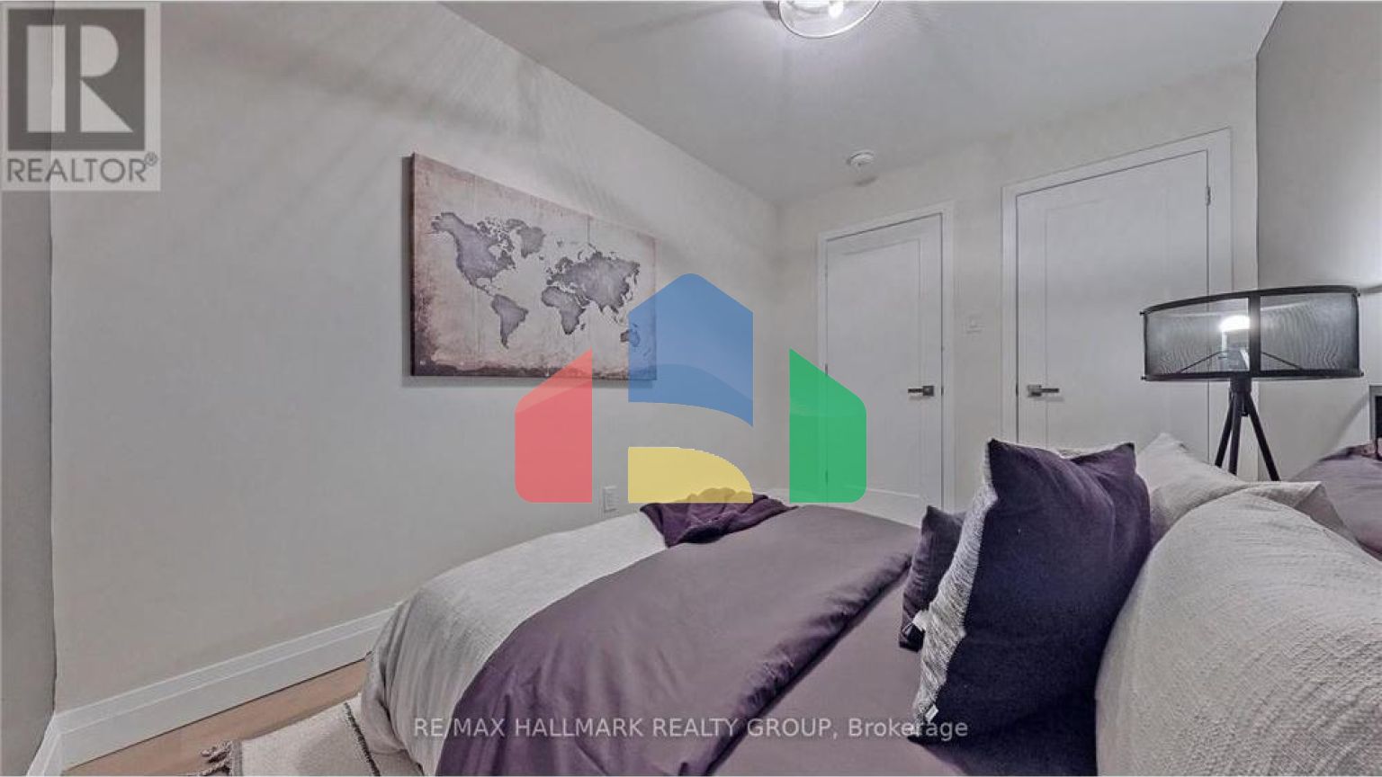 Residential - Single Family Home - Ottawa, Canada - Canada