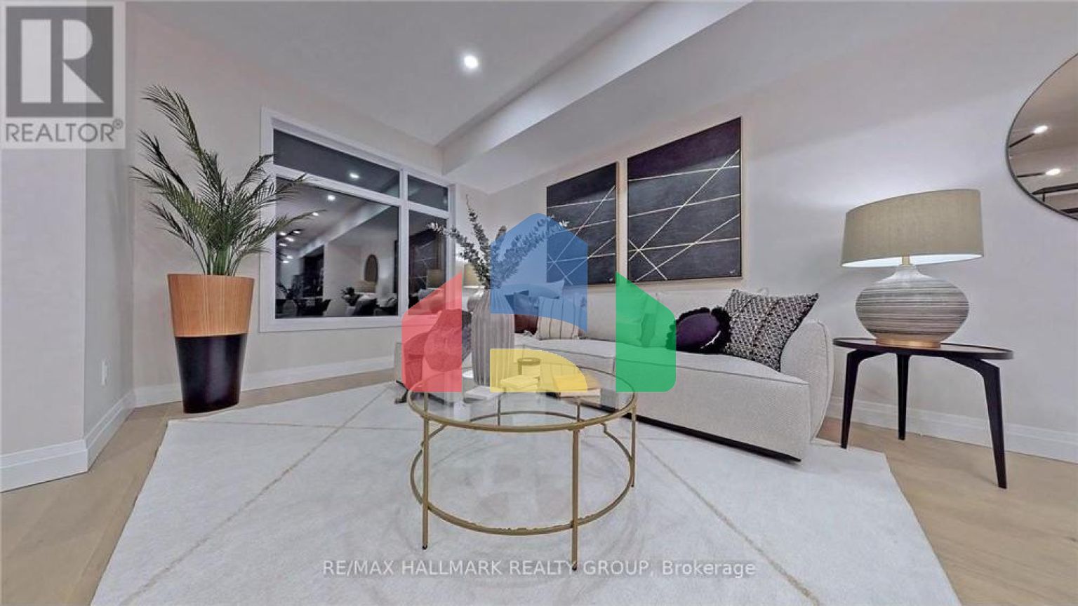 Residential - Single Family Home - Ottawa, Canada - Canada