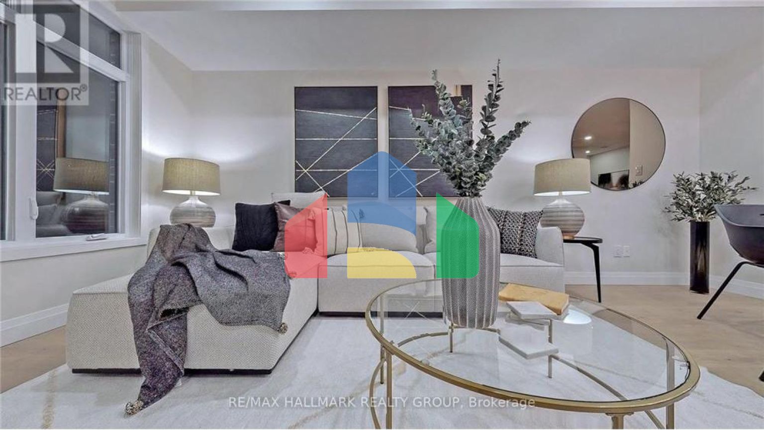 Residential - Single Family Home - Ottawa, Canada - Canada