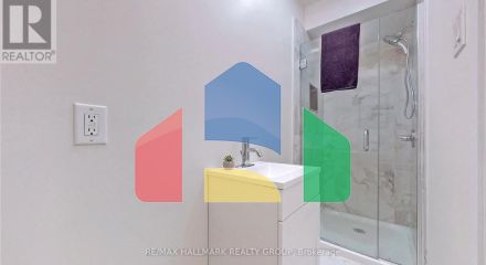 Residential - Single Family Home - Ottawa, Canada - Canada