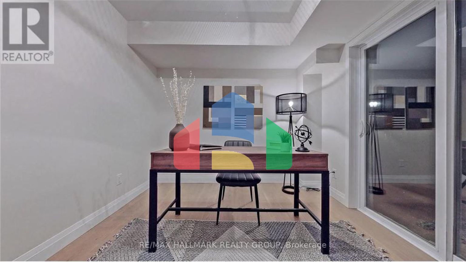 Residential - Single Family Home - Ottawa, Canada - Canada