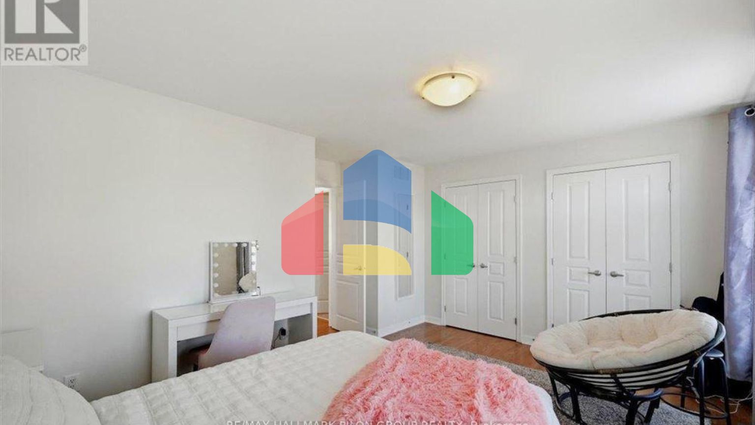 Residential - Single Family Home - Ottawa, Canada - Canada