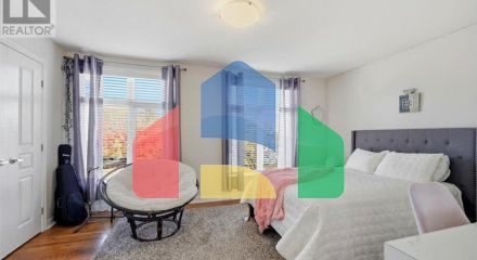 Residential - Single Family Home - Ottawa, Canada - Canada