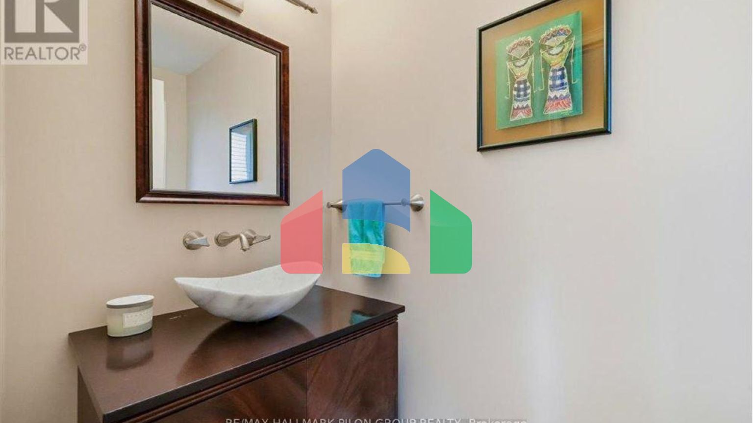 Residential - Single Family Home - Ottawa, Canada - Canada