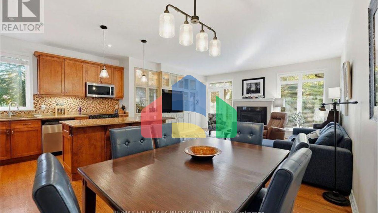 Residential - Single Family Home - Ottawa, Canada - Canada