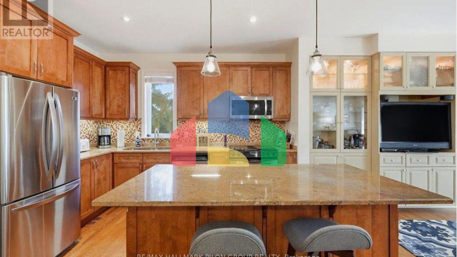 Residential - Single Family Home - Ottawa, Canada - Canada