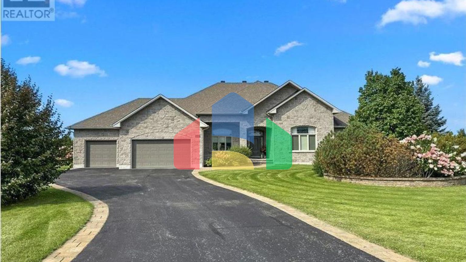 Residential - Single Family Home - Ottawa, Canada - Canada