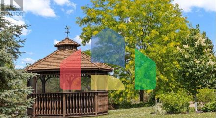 Residential - Single Family Home - Ottawa, Canada - Canada