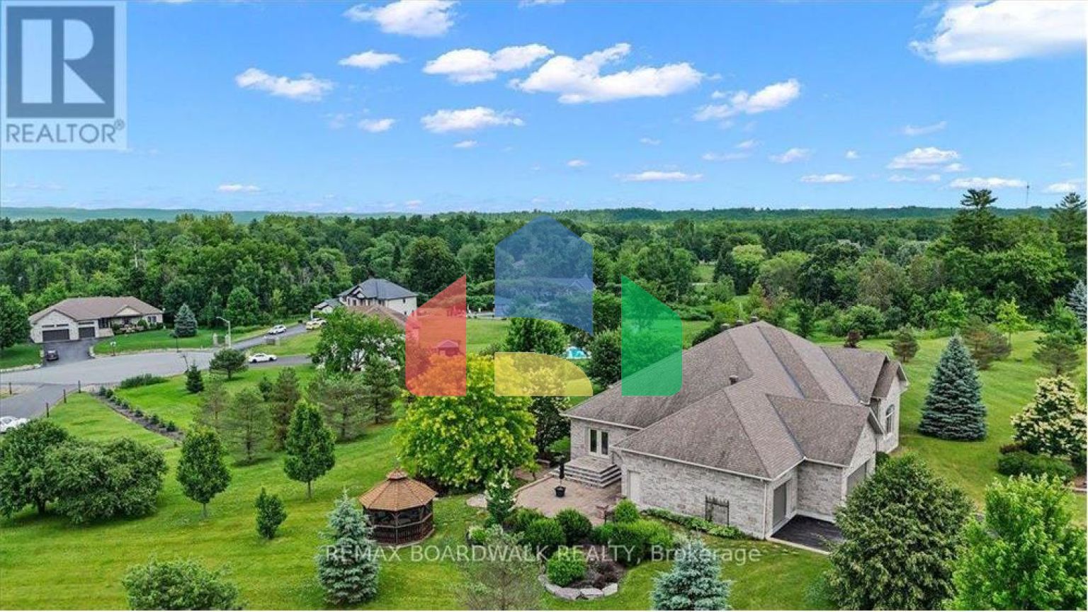 Residential - Single Family Home - Ottawa, Canada - Canada