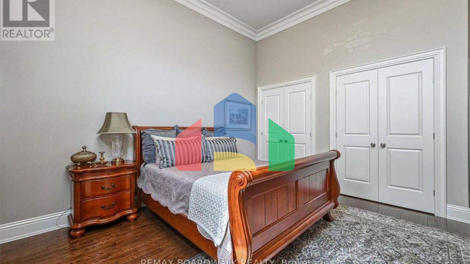 Residential - Single Family Home - Ottawa, Canada - Canada