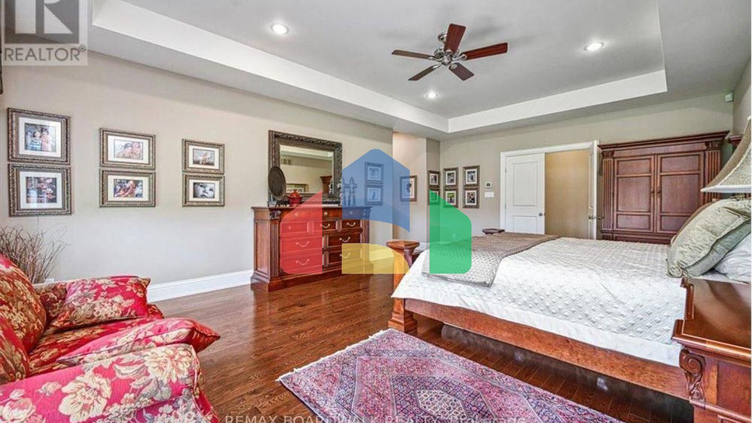 Residential - Single Family Home - Ottawa, Canada - Canada