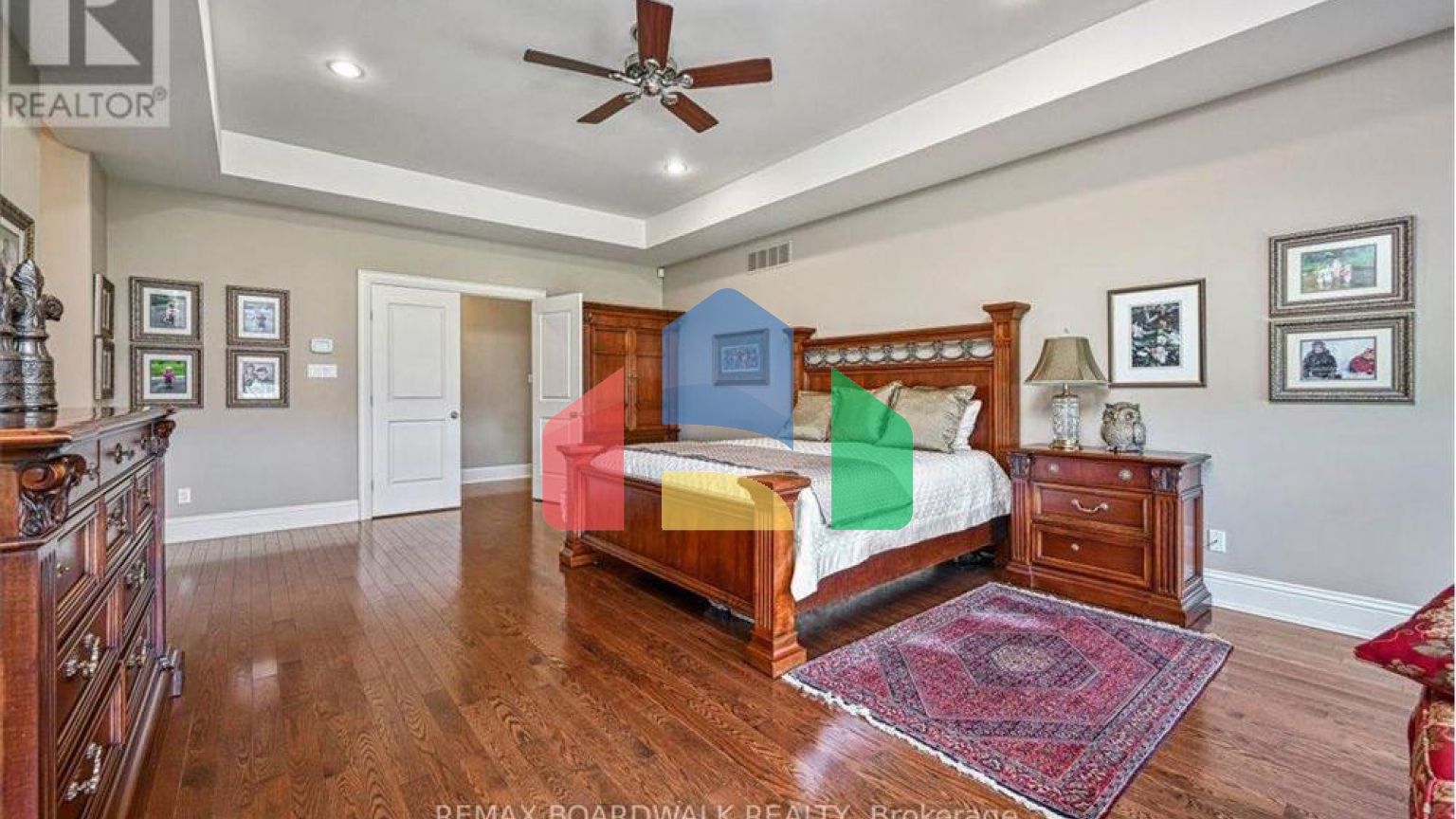 Residential - Single Family Home - Ottawa, Canada - Canada