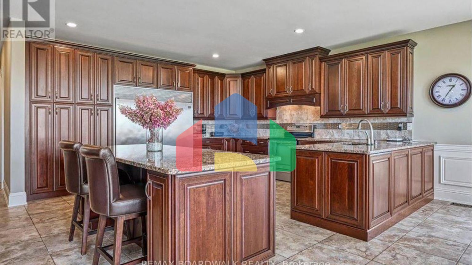 Residential - Single Family Home - Ottawa, Canada - Canada