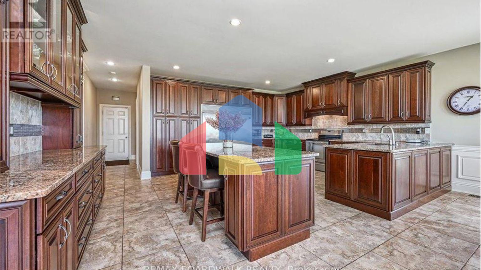 Residential - Single Family Home - Ottawa, Canada - Canada