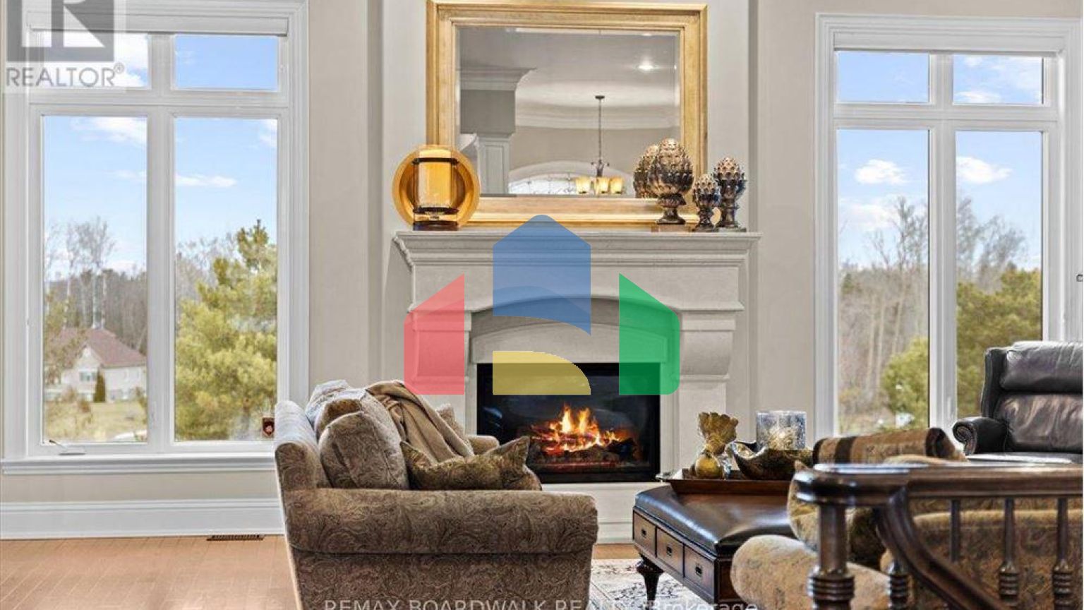 Residential - Single Family Home - Ottawa, Canada - Canada