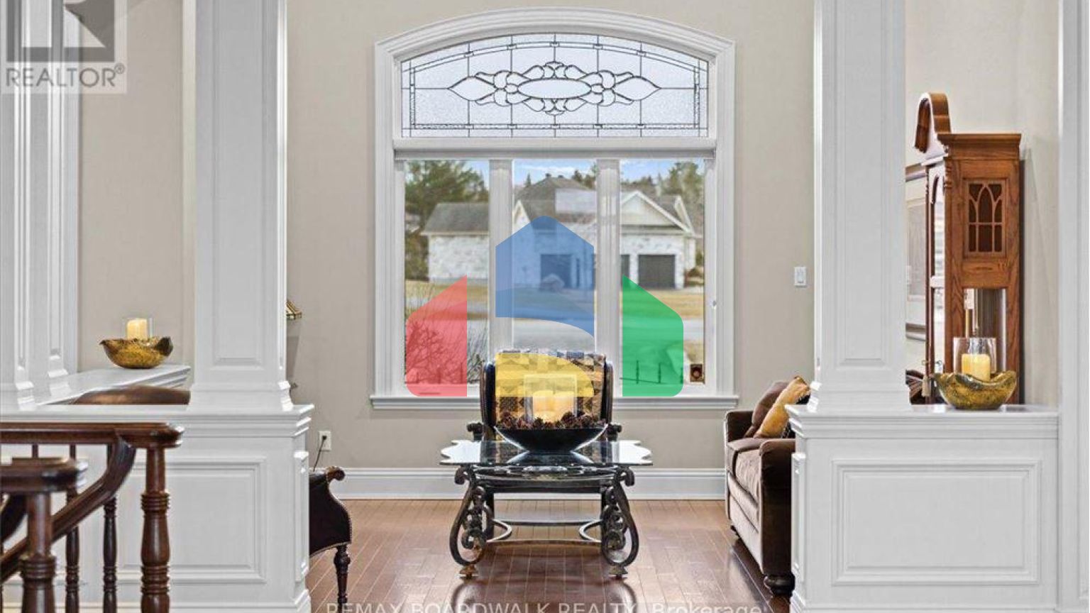 Residential - Single Family Home - Ottawa, Canada - Canada