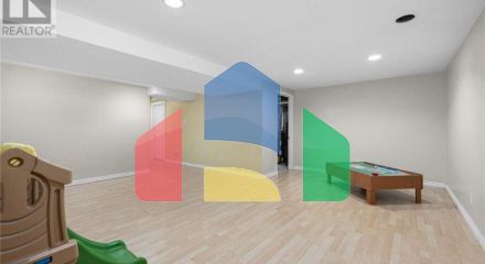 Residential - Single Family Home - Ottawa, Canada - Canada