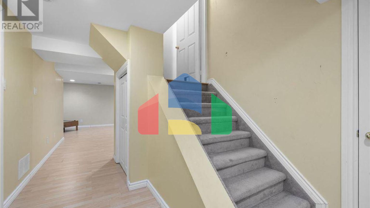 Residential - Single Family Home - Ottawa, Canada - Canada