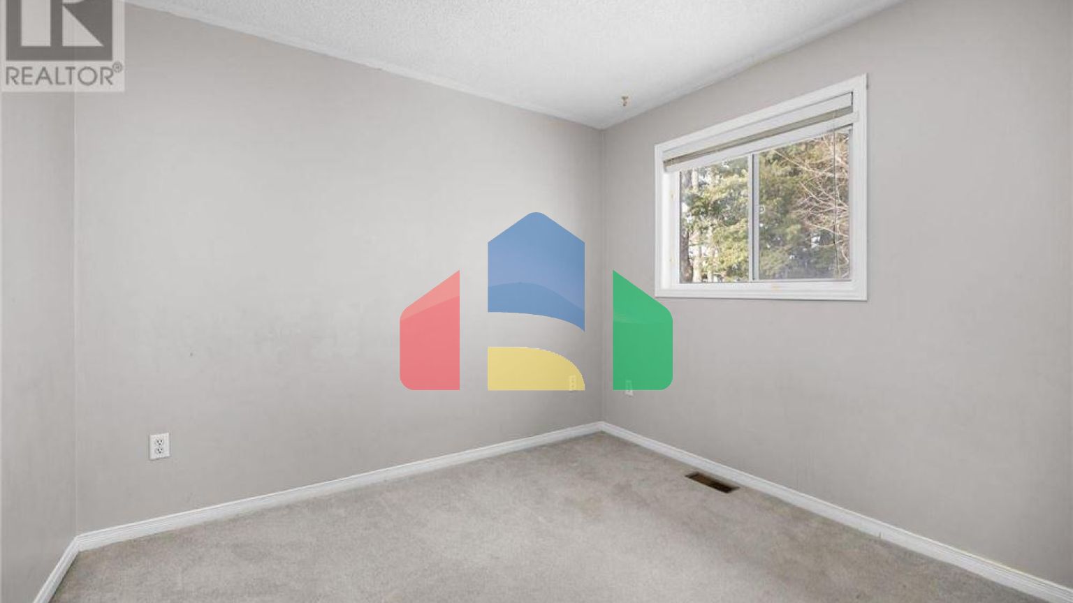 Residential - Single Family Home - Ottawa, Canada - Canada