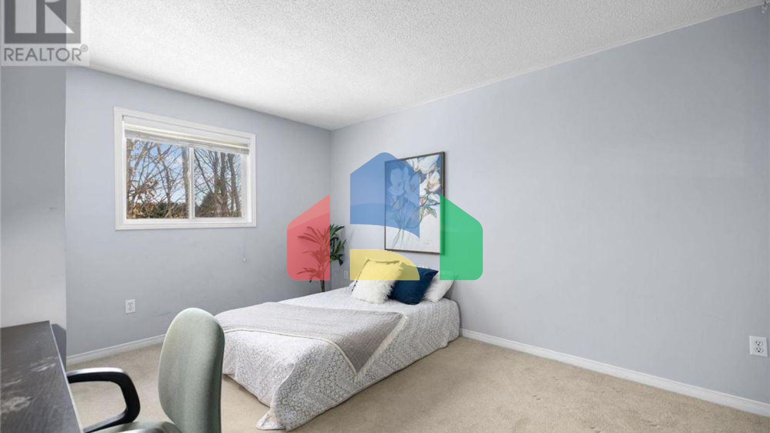 Residential - Single Family Home - Ottawa, Canada - Canada