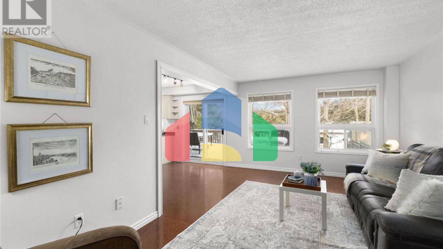 Residential - Single Family Home - Ottawa, Canada - Canada