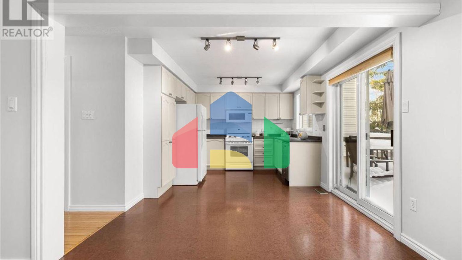 Residential - Single Family Home - Ottawa, Canada - Canada