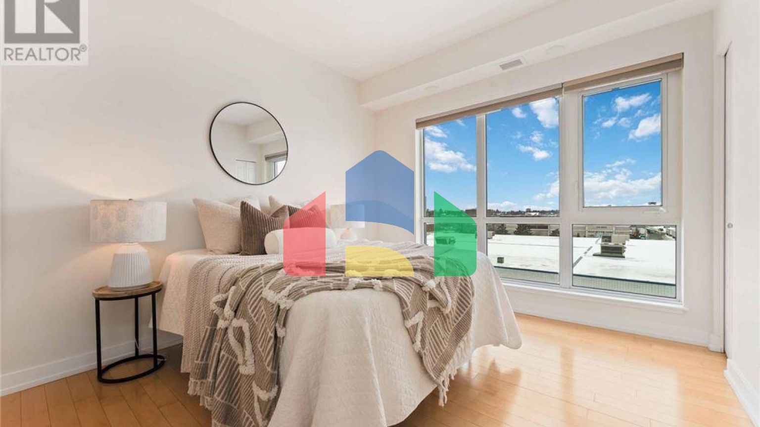 Residential - Condo/Apartment - Ottawa, Canada - Canada