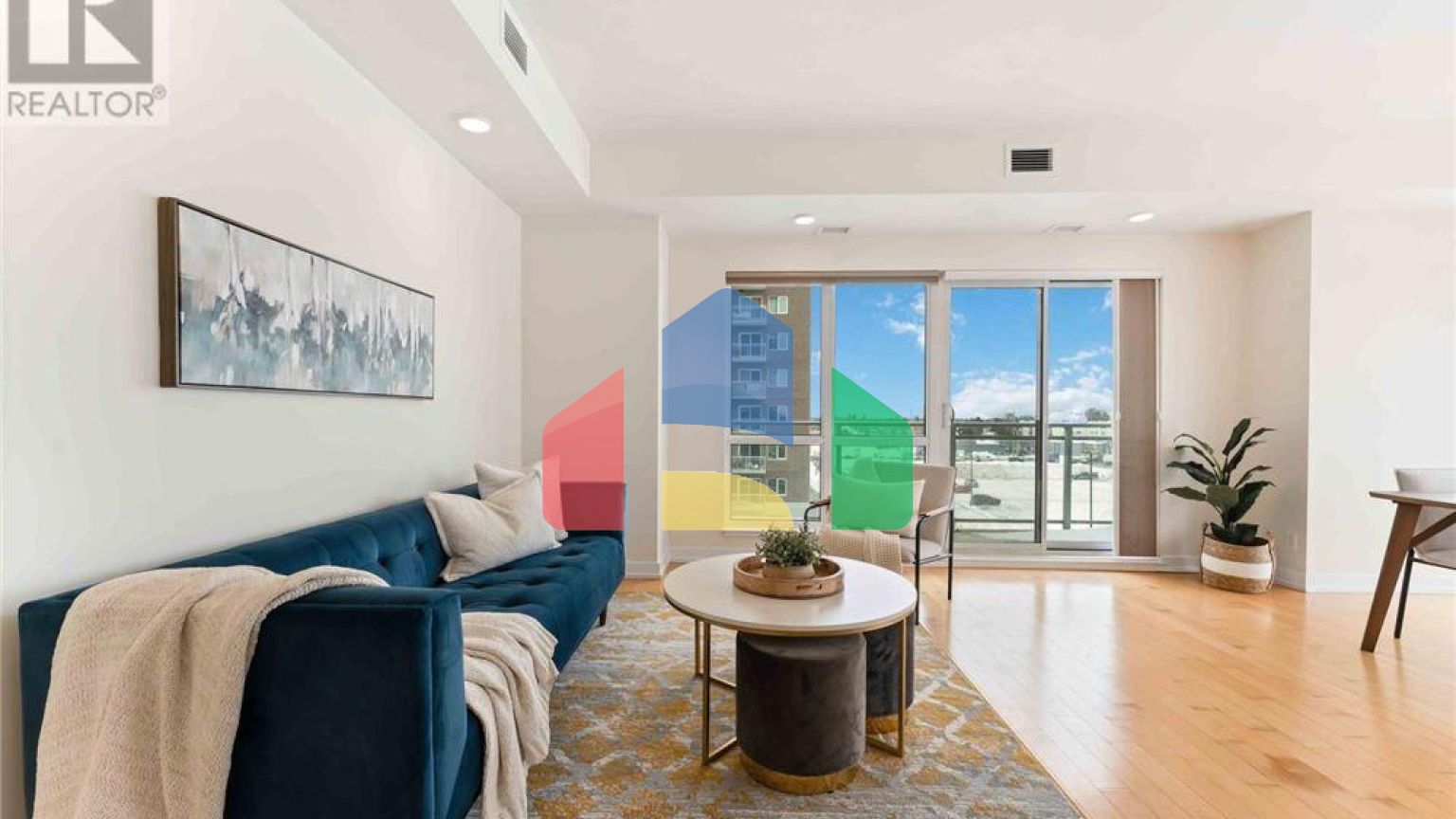 Residential - Condo/Apartment - Ottawa, Canada - Canada