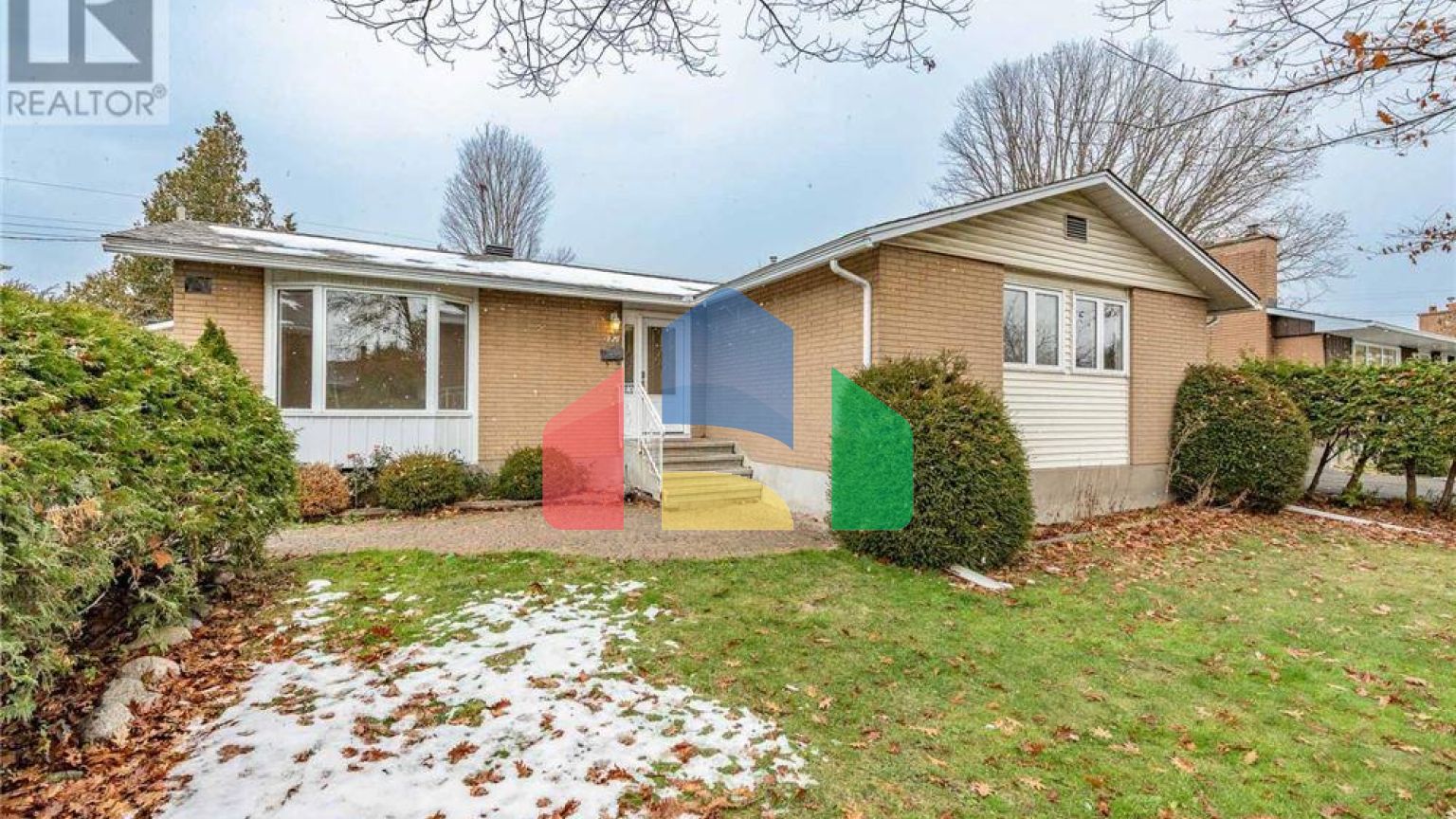 Residential - Single Family Home - Ottawa, Canada - Canada