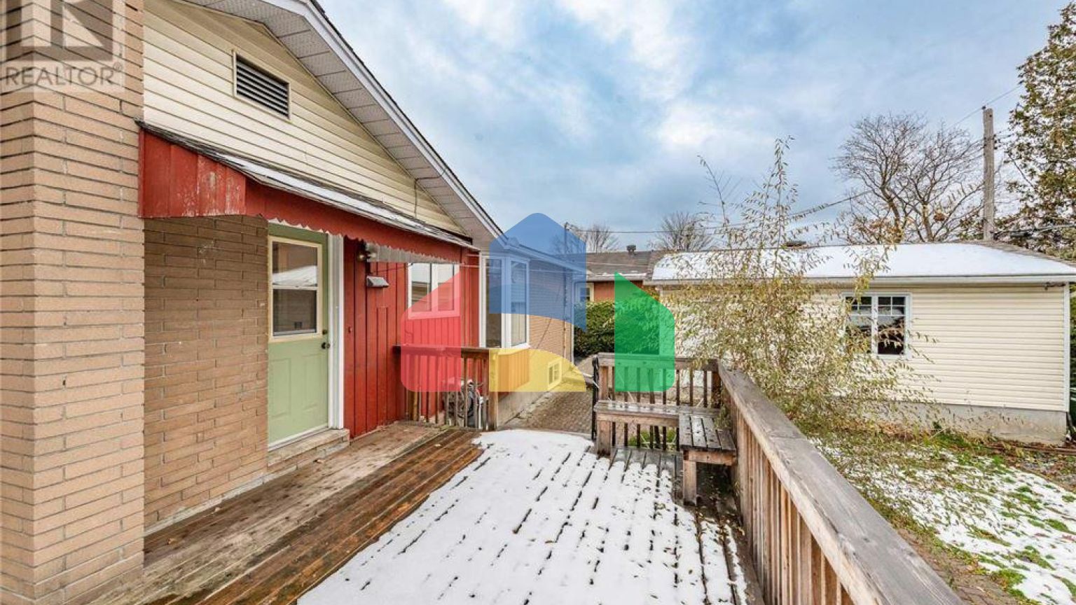 Residential - Single Family Home - Ottawa, Canada - Canada