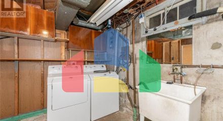 Residential - Single Family Home - Ottawa, Canada - Canada