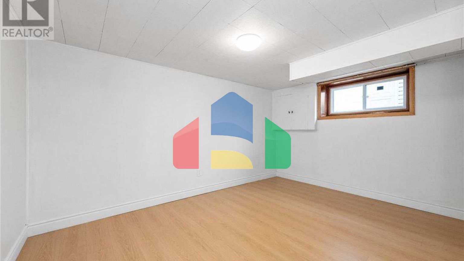 Residential - Single Family Home - Ottawa, Canada - Canada