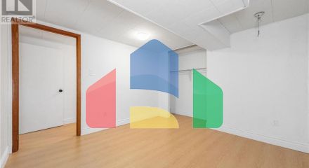 Residential - Single Family Home - Ottawa, Canada - Canada