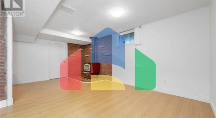 Residential - Single Family Home - Ottawa, Canada - Canada