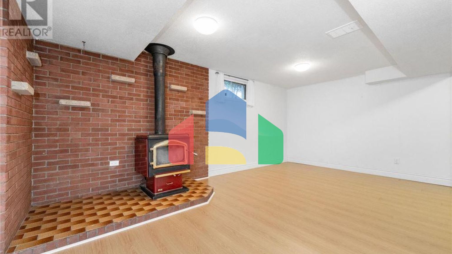 Residential - Single Family Home - Ottawa, Canada - Canada