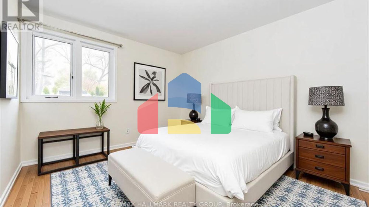 Residential - Single Family Home - Ottawa, Canada - Canada